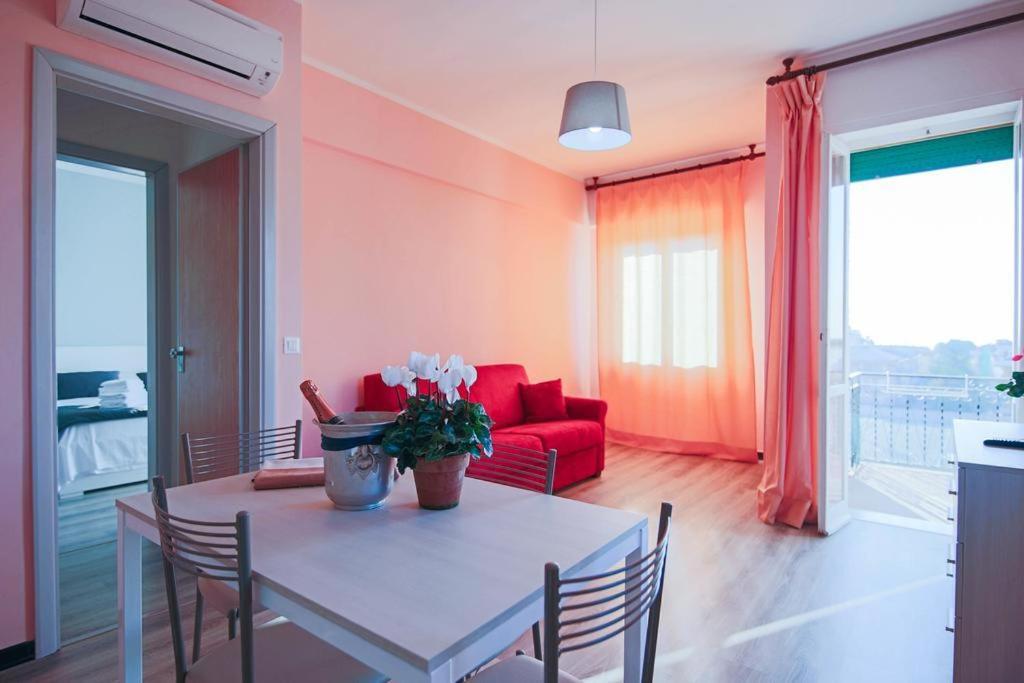 Residence Riviera Mare Pietra Ligure Exterior foto